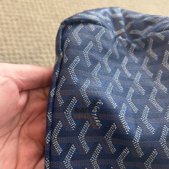 Medium Blue Goyard Tote w/Wallet - Picture 7 of 12